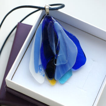 Design / Projektowanie użytkowe zatytułowany „Синий крокус Blue c…” autorstwa Irina Dotter, Oryginalna praca, Biżuteria