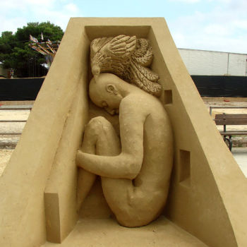 Скульптура под названием "The man and the bird" - Irina Taflevskaya, Подлинное произведение искусства, Песок