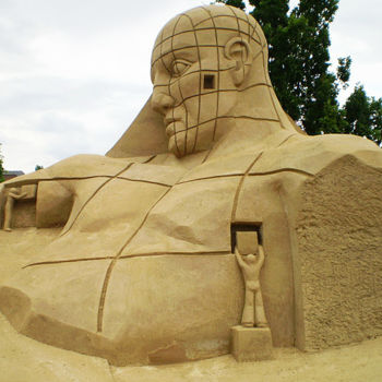 Sculpture titled "The monument of sand" by Irina Taflevskaya, Original Artwork, Sand