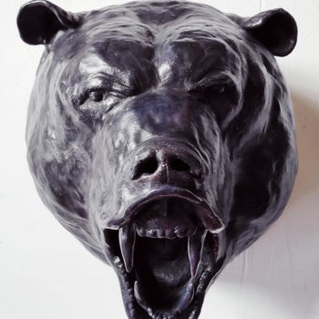 Sculpture titled "GRIZZLY" by Laurence Schlimm Boland, Original Artwork, Ceramics