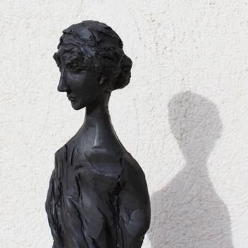 Escultura titulada "argile - 30 cm" por Isabelle Bardon, Obra de arte original