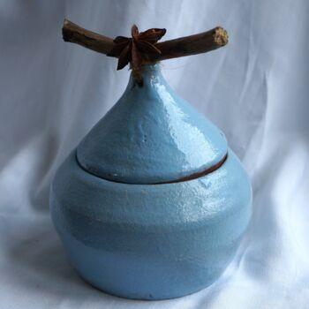 Sculpture titled "Boîte bleu clair" by Isabelle Zwang, Original Artwork, Ceramics