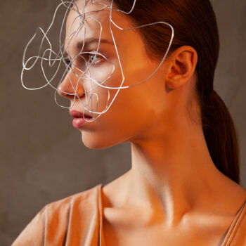 Fotografia intitolato "Complicated thought" da Iuliia Isaeva, Opera d'arte originale, Fotografia digitale