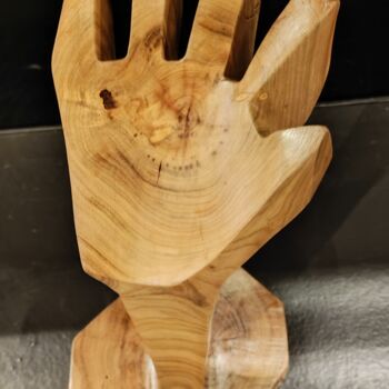 Sculpture titled "MANO#2" by Ivan Fabani, Original Artwork, Wood