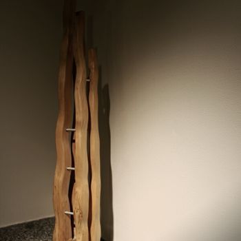 Sculpture titled "GRATTACIELI" by Ivan Fabani, Original Artwork, Wood