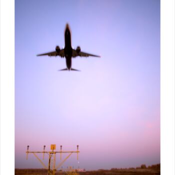 Fotografia intitulada "Airplane" por Ivan Ponomarevsky, Obras de arte originais, Fotografia digital