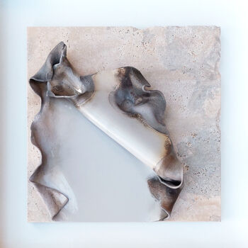 Sculpture intitulée "Concetto temporale…" par Ivanco, Œuvre d'art originale, Plastique Monté sur Autre panneau rigide