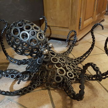 Skulptur mit dem Titel "poulpe octopus d'ac…" von Jacques Veinante (jackart), Original-Kunstwerk, Metalle