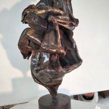 Sculpture titled "Pression" by Jacky Cognolato, Original Artwork, Metals