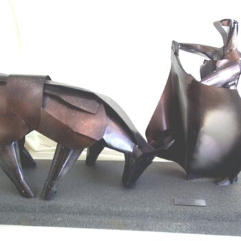 Skulptur mit dem Titel "CORRIDA" von Jacques Troupel, Original-Kunstwerk, Aluminium
