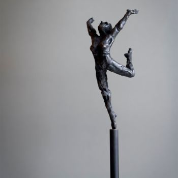 Sculpture titled "Performance" by Jacques Vanroose, Original Artwork, Bronze
