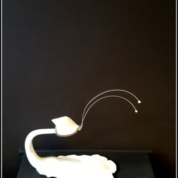 Sculpture intitulée "On the wave" par Jan Schrijver, Œuvre d'art originale, Techniques mixtes