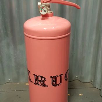 "Pink Fire Extinguis…" başlıklı Design Januart2019 tarafından, Orijinal sanat, Mobilya