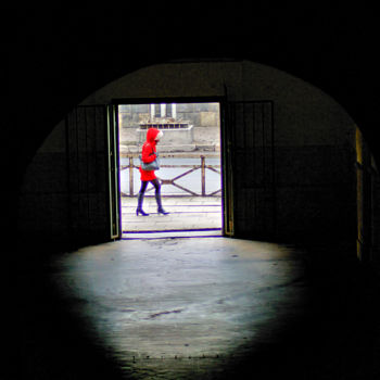 Fotografia zatytułowany „manteau rouge / red…” autorstwa Jarek Witkowski, Oryginalna praca