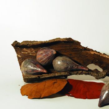 Sculpture titled "Figues" by Jean-Claude Beuzard, Original Artwork, Ceramics