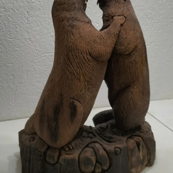 Sculpture titled "Marmotte che giocano" by Jean Bėtemps, Original Artwork, Wood