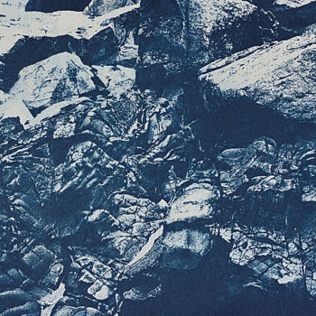 Fotografía titulada "Blue rocks 6" por Jean-François Frelin (Mindu), Obra de arte original, Fotografía analógica