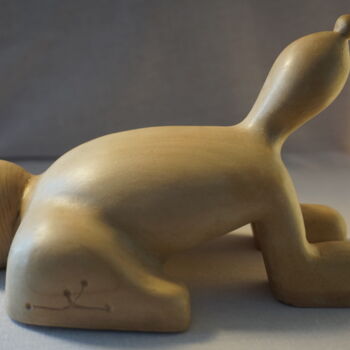 Sculpture titled "LE CHIEN DU SCULPTE…" by Jean Louis Roux, Original Artwork, Wood