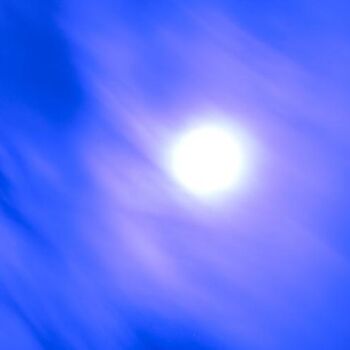 Photographie intitulée "ciel et lune 1" par Jean-Luc Bohin, Œuvre d'art originale