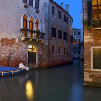 Photographie intitulée "SAN MARCO NUIT 4" par Jean-Luc Bohin, Œuvre d'art originale