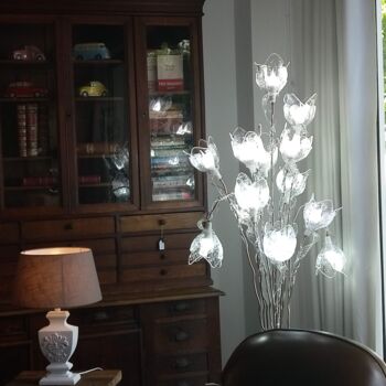 Artesanato intitulada "LAMPADAIRE BLANC" por Jean Luc Masini, Obras de arte originais, Decoração de casa