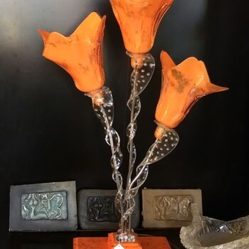 Design intitulée "Lampe 3 tulipes ora…" par Jean Luc Masini, Œuvre d'art originale, Verre