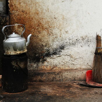 Photographie intitulée "préparation du thé" par Jean-Marie Virat, Œuvre d'art originale, Photographie numérique