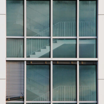 Фотография под названием "Escaliers, Batignol…" - Jean-Marie Virat, Подлинное произведение искусства, Цифровая фотография
