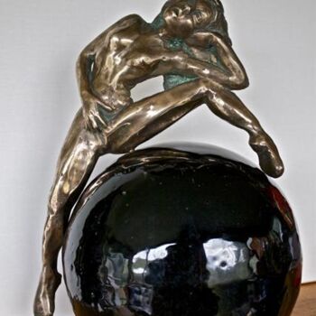 Sculpture intitulée "le monde" par Jean Michel Diano, Œuvre d'art originale, Bronze