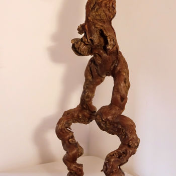 Sculpture titled "Reine Écorchée" by Jean-Pierre Beillard, Original Artwork, Wood