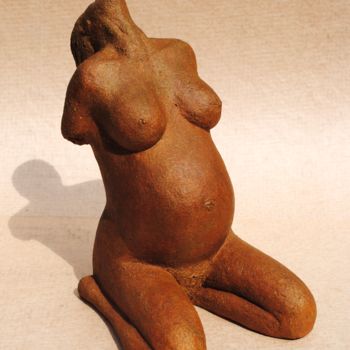 Sculpture titled "femme gravide" by Jean-Pierre Tauzia, Original Artwork, Terra cotta