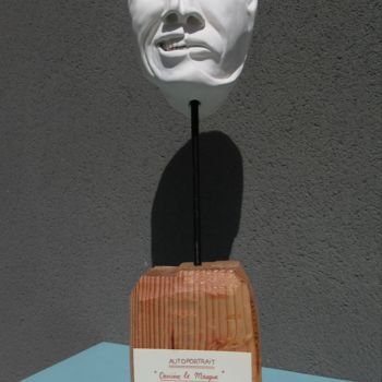 「"Derrière le masque…」というタイトルの彫刻 Jean-Yves Zilio (Anje Sevy)によって, オリジナルのアートワーク, テラコッタ