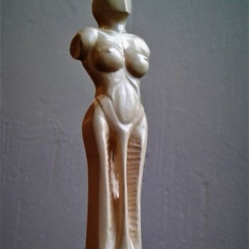 Sculptuur getiteld "Gardienne 27" door Jean-Charles Ferrand, Origineel Kunstwerk, Hout