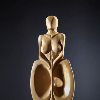 Sculpture titled "Déesse-mère 22" by Jean-Charles Ferrand, Original Artwork, Wood