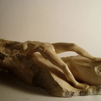 「Offrande 1」というタイトルの彫刻 Jean-Charles Ferrandによって, オリジナルのアートワーク, ストーン