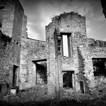 Photography titled "Ruine Ouradour 2" by Jean-Michel Armand, Original Artwork