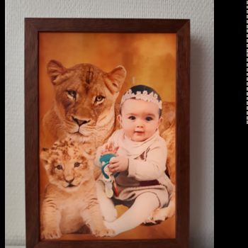 Arts numériques intitulée "Bébé & lions" par Jean-Pierre Gueret, Œuvre d'art originale, Photo montage