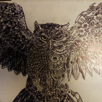 Disegno intitolato "Semi Robotic owl" da Jenksie, Opera d'arte originale, Pennarello