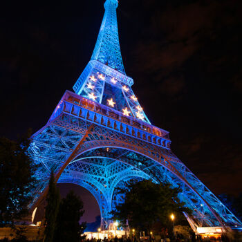 Photography titled "Tour Eiffel" by Jérôme Marteau, Original Artwork, Digital Photography Mounted on Aluminium
