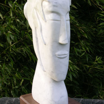 제목이 "Dame au chignon"인 조형물 Jérôme Burel로, 원작, 돌