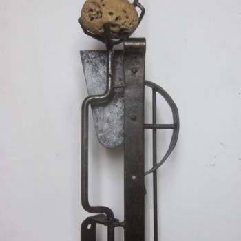 Sculpture titled "Jimini Cricket" by Jérôme Danikowski, Original Artwork, Metals