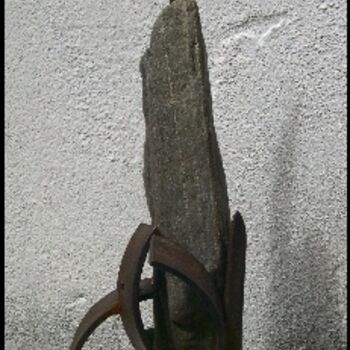 Sculpture titled "Menhir" by Jérôme Danikowski, Original Artwork, Metals