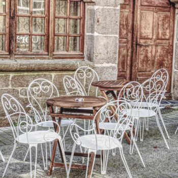 Fotografie getiteld "Tische in Altstadt" door Jgs, Origineel Kunstwerk, Digitale fotografie