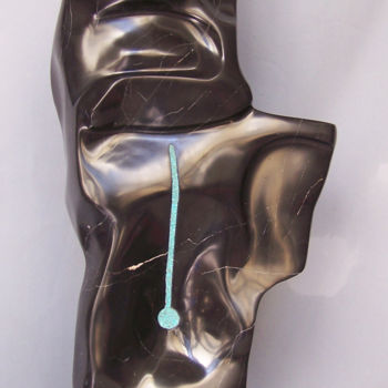 Skulptur mit dem Titel "First Embrace---Bla…" von Jo Moore, Original-Kunstwerk, Stein