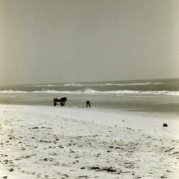 Photographie intitulée "Senegal - Untitled" par Joachim Mews, Œuvre d'art originale, Photographie argentique