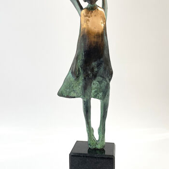 雕塑 标题为“Angel no. EA III/IV” 由Joanna Zakrzewska-Cholewa, 原创艺术品, 青铜