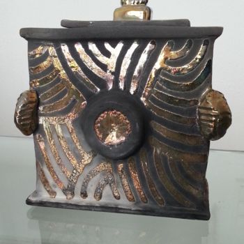Sculpture intitulée "boite carrée RAKU" par Joëlle Thanel, Œuvre d'art originale, Céramique