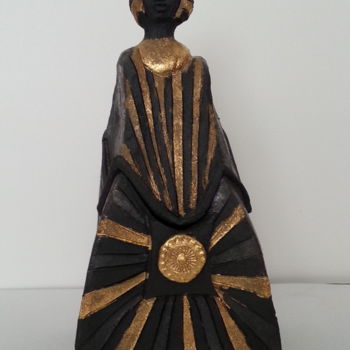 Sculpture titled "boite Africaine noi…" by Joëlle Thanel, Original Artwork, Ceramics