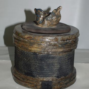 Sculpture titled "boite raku 16 cm" by Joëlle Thanel, Original Artwork, Ceramics