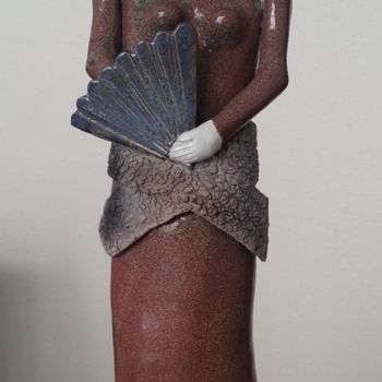 Sculpture titled "geisha éventail en…" by Joëlle Thanel, Original Artwork, Ceramics